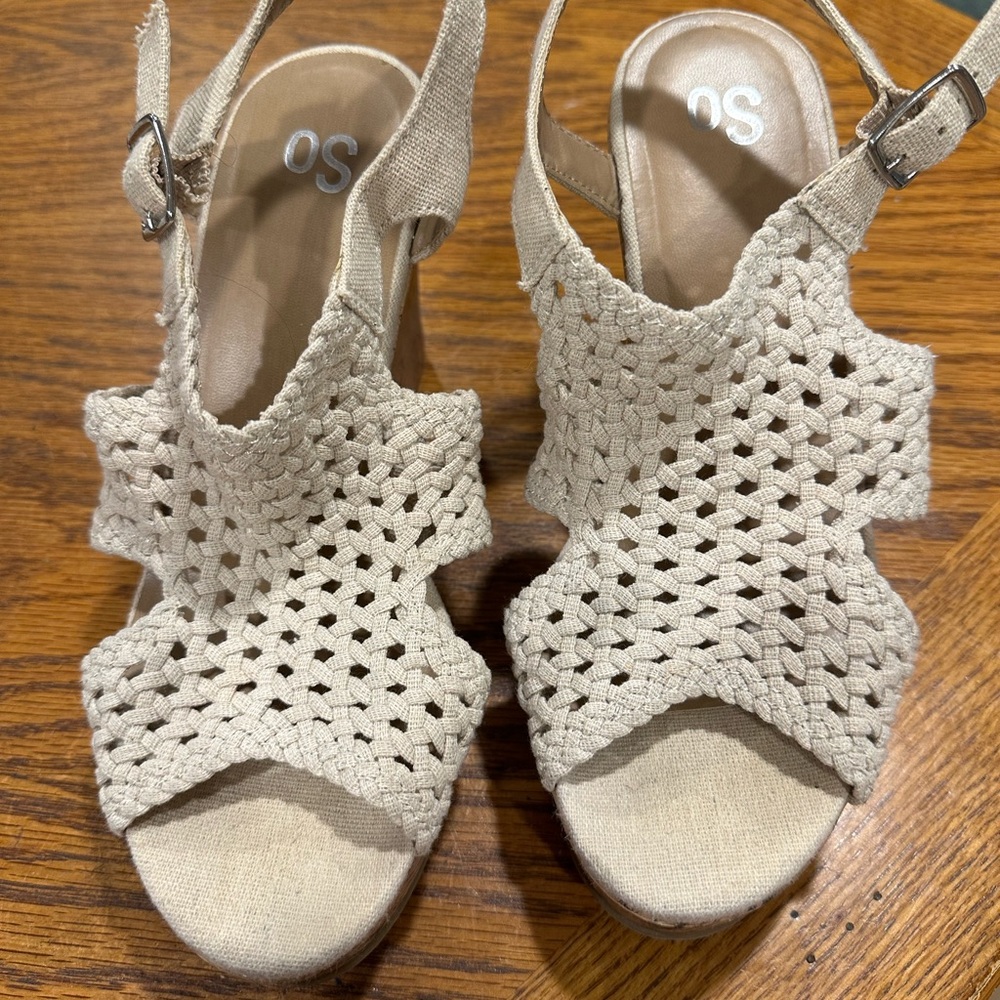 SO Women's Cream Crochet Wedges